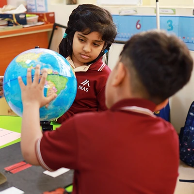 Small hands Big ideas